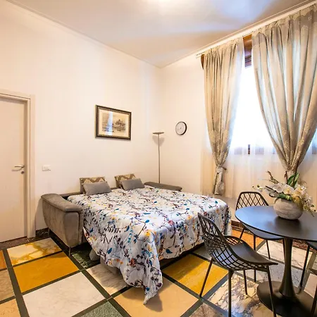 Arena Garibaldi Centro Apartment *